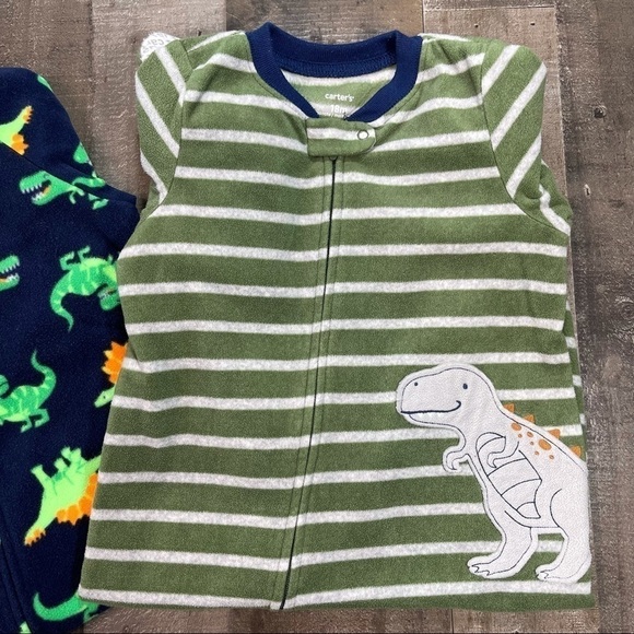 Bundle of 2 Fleece One Piece Pajamas 18 months - Picture 2 of 6